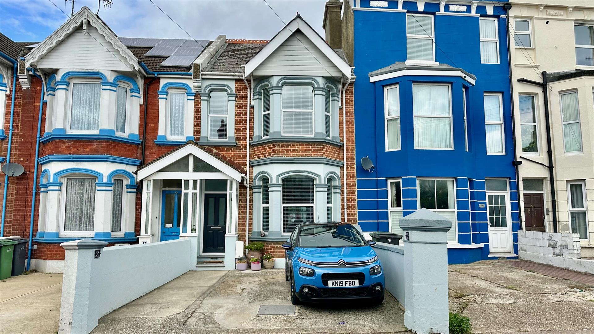 3 bed property in Mount Pleasant Road, Hastings